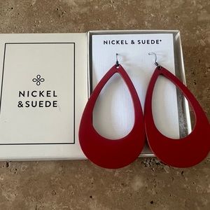 Red N&S leather earrings 💕